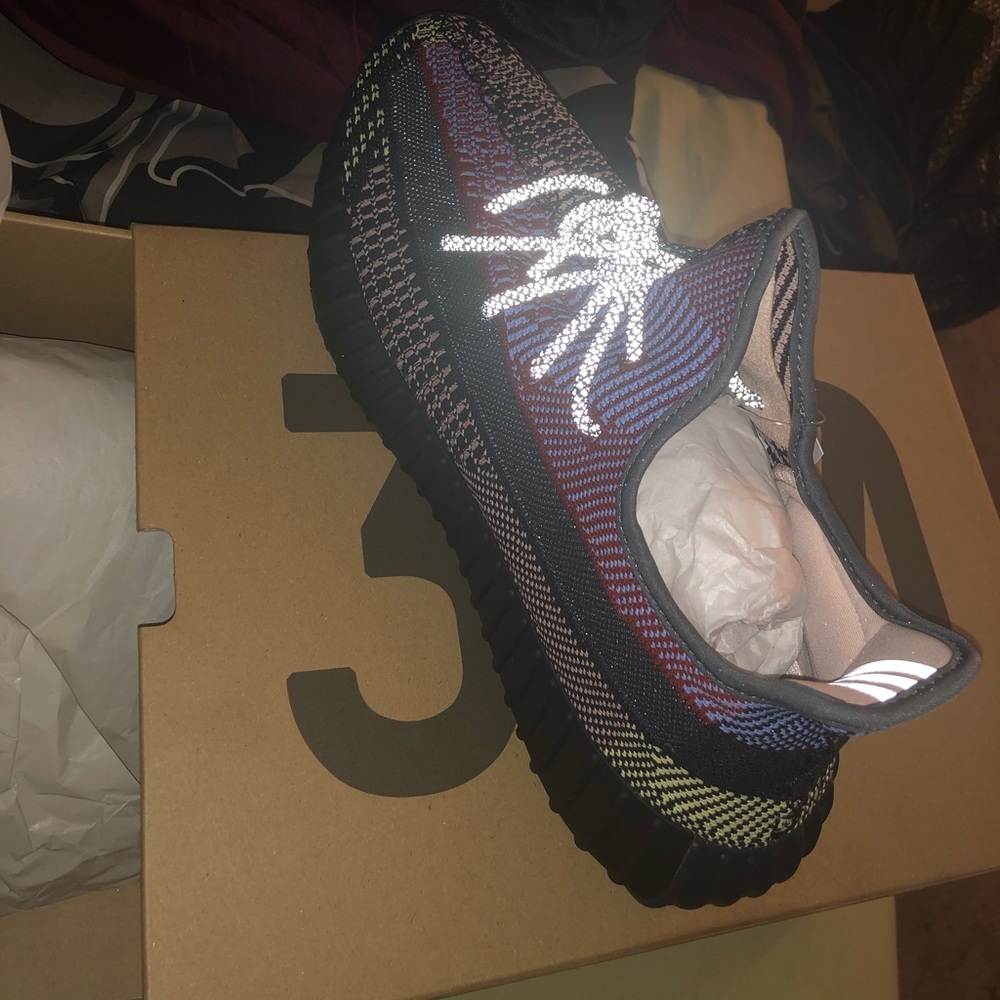 YEEZY BOOST DEADSTOCK NEVER WORN